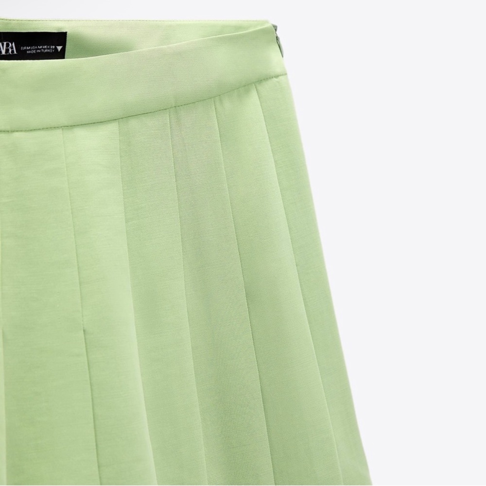 Zara Light Green Pleated Mini Skirt Size XS NWT - Picture 3 of 12
